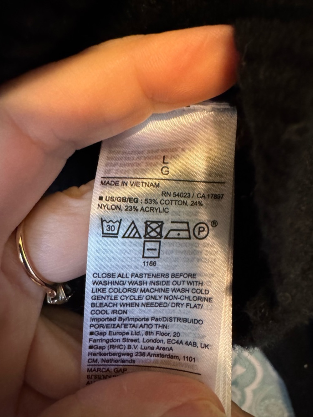 GAP Black V-Neck Button-Front Cardigan - Picture 5 of 5